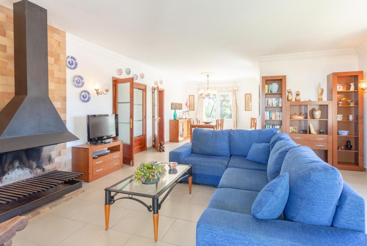 Villa Luisa Кала Галдана Екстериор снимка